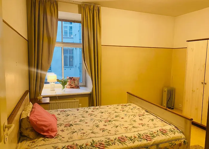 公寓 Cozy Oldtown Next Of Town Hall Square 塔林